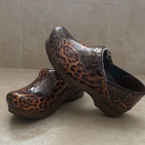 Dansko Brown Leopard Print Clogs